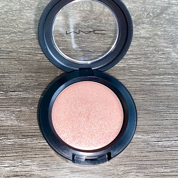 NEW MAC Cream Shell Base Shell - Picture 3 of 7